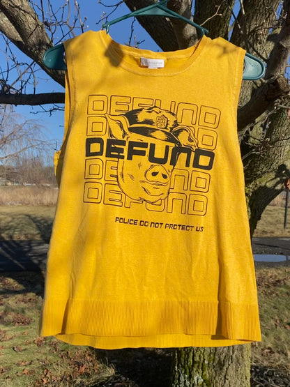 Defund knit vest